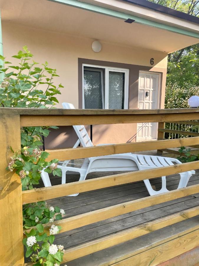 Osrodek Wypoczynkowy Flora Hotell Firlej Exteriör bild